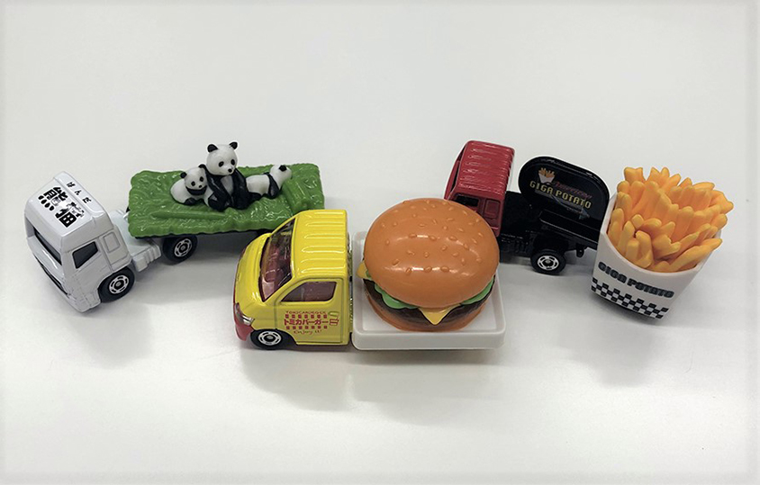 実際にないクルマもトミカに。子どもたちの興味を引く楽しいラインナップを展開している