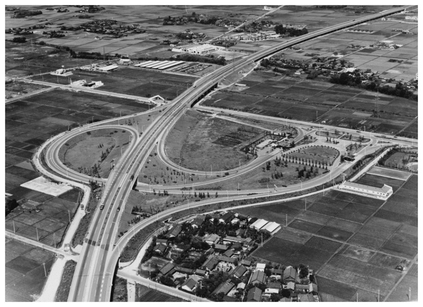 1969年、東名と名神がつながった頃の小牧IC