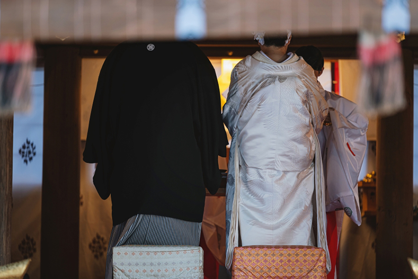 紅白幕に包まれた 嫁入りトラック とは 消滅した名古屋独自の婚姻文化 トヨタ自動車のクルマ情報サイト Gazoo 紅白幕に包まれた 嫁入りトラック とは 消滅した名古屋独自の婚姻文化 トヨタ自動車のクルマ情報サイト Gazoo