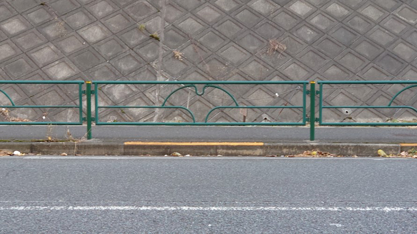 東京23区のガードパイプ 区ごとに異なるデザインを調査 トヨタ自動車のクルマ情報サイト Gazoo 東京23区のガードパイプ 区ごとに異なるデザインを調査 トヨタ自動車のクルマ情報サイト Gazoo