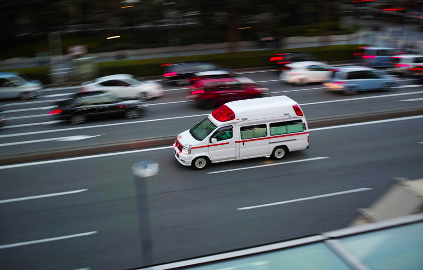 救急車用のサイレンは急病人や重傷者に負担をかけないために生まれた | クルマ情報サイトｰGAZOO.com