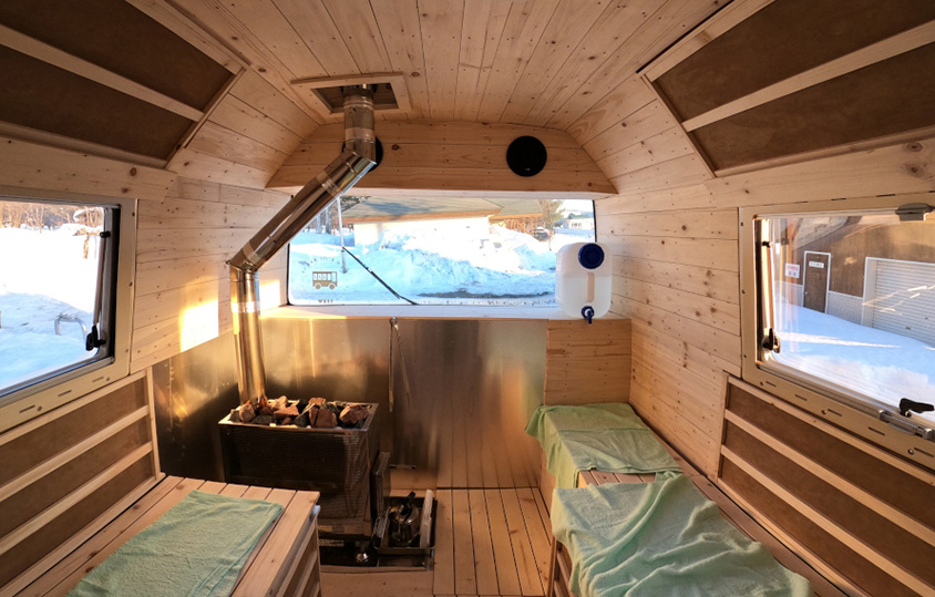 ととのう 町 を目指して 国内では珍しいサウナバスが北海道当麻町に誕生 トヨタ自動車のクルマ情報サイト Gazoo