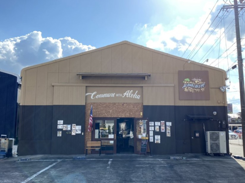 アメリカで80年代に放映された ナイトライダー のドリームカー ナイト00 が間近で見られるカフェ トヨタ自動車のクルマ情報サイト Gazoo アメリカで80年代に放映された ナイトライダー のドリームカー ナイト00 が間近で見られるカフェ トヨタ自動車のクルマ情報サイト Gazoo