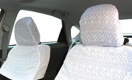 需要はどこに？　「レースのハーフシートカバー」が今も販売されているワケ