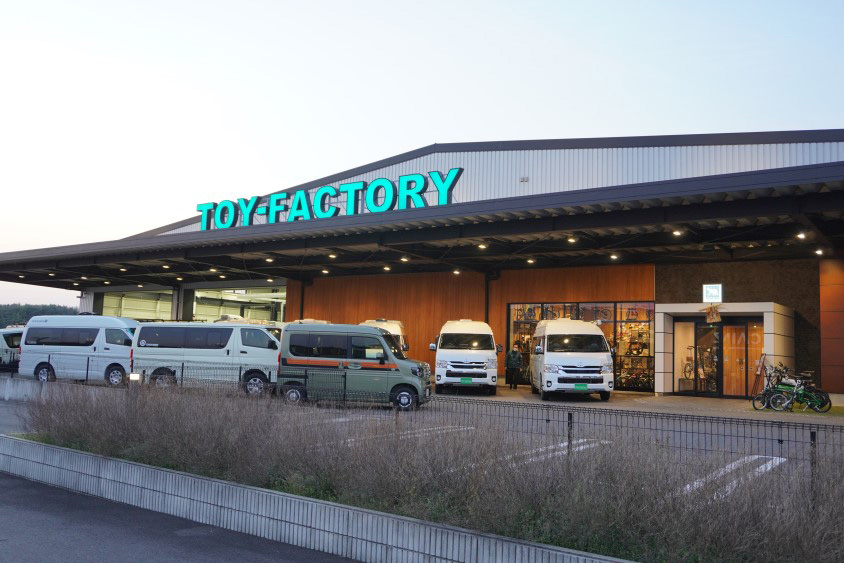 キャンピングカー バンコン を日本一販売するビルダー トイファクトリーを取材 トヨタ自動車のクルマ情報サイト Gazoo キャンピングカー バンコン を日本一販売するビルダー トイファクトリーを取材 トヨタ自動車のクルマ情報サイト Gazoo