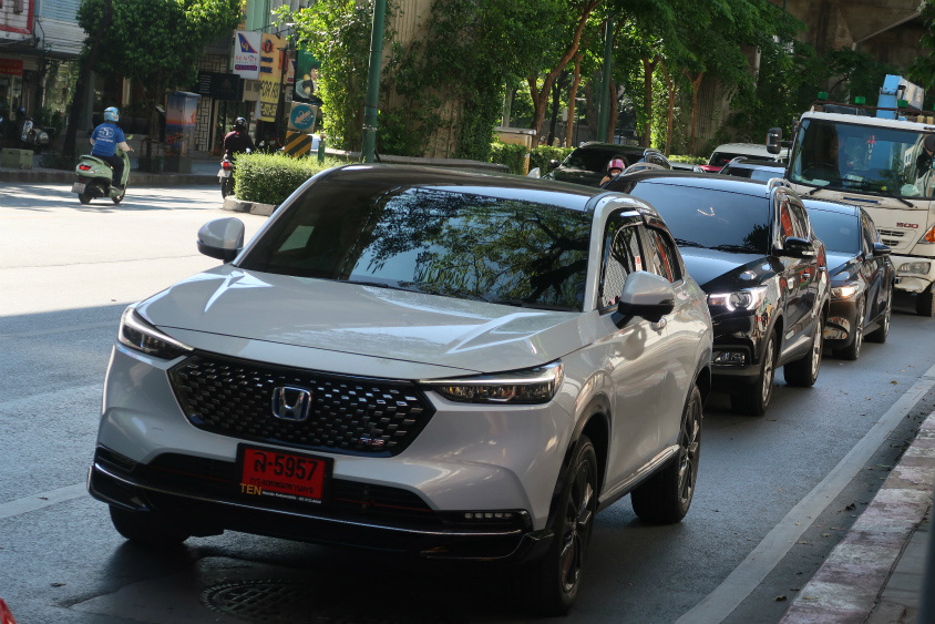 Suvが増えてきた タイ バンコク にはどんなクルマが走っている トヨタ自動車のクルマ情報サイト Gazoo Suvが増えてきた タイ バンコク にはどんなクルマが走っている トヨタ自動車のクルマ情報サイト Gazoo