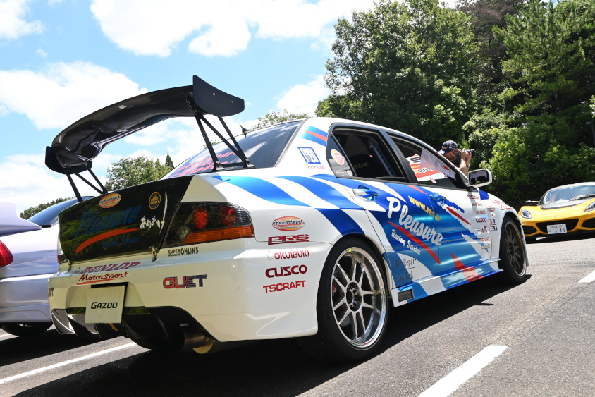 三菱。ランサーエボリューションⅨの右リアビュー