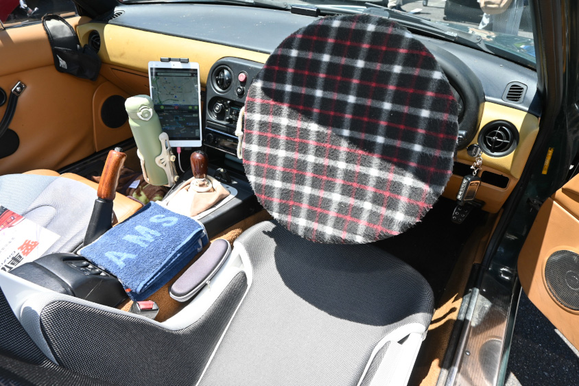 マツダ・ロードスター(NA)の運転席