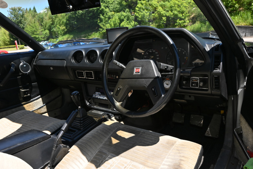 日産・フェアレディZ（130型）の運転席