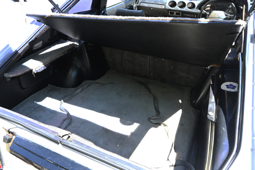 日産・フェアレディZ（130型）のラゲージルーム