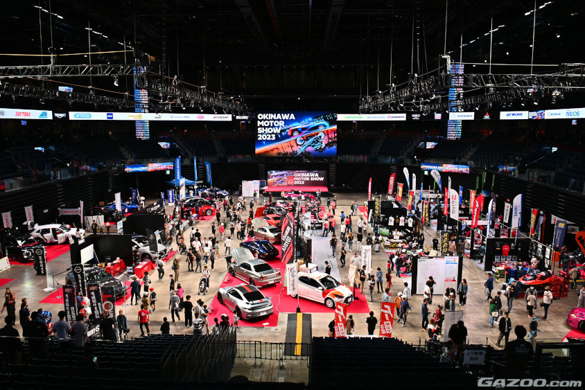 オキナワモーターショー2023のメイン会場