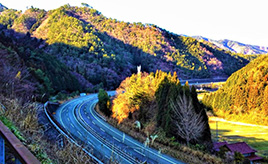 中国自動車道の魅力？　R＝200