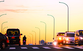 オートライトでないヘッドライトで気をつけること