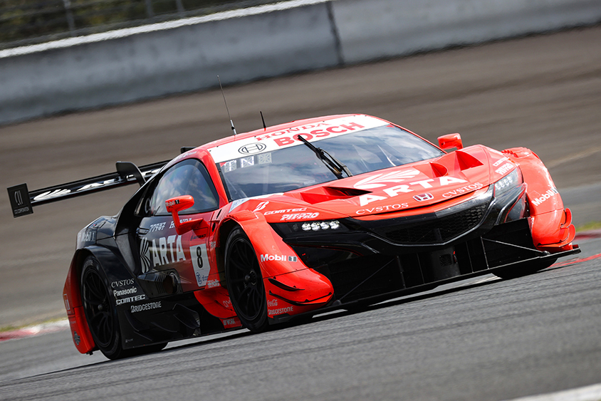 8号車　ARTA　NSX-GT
