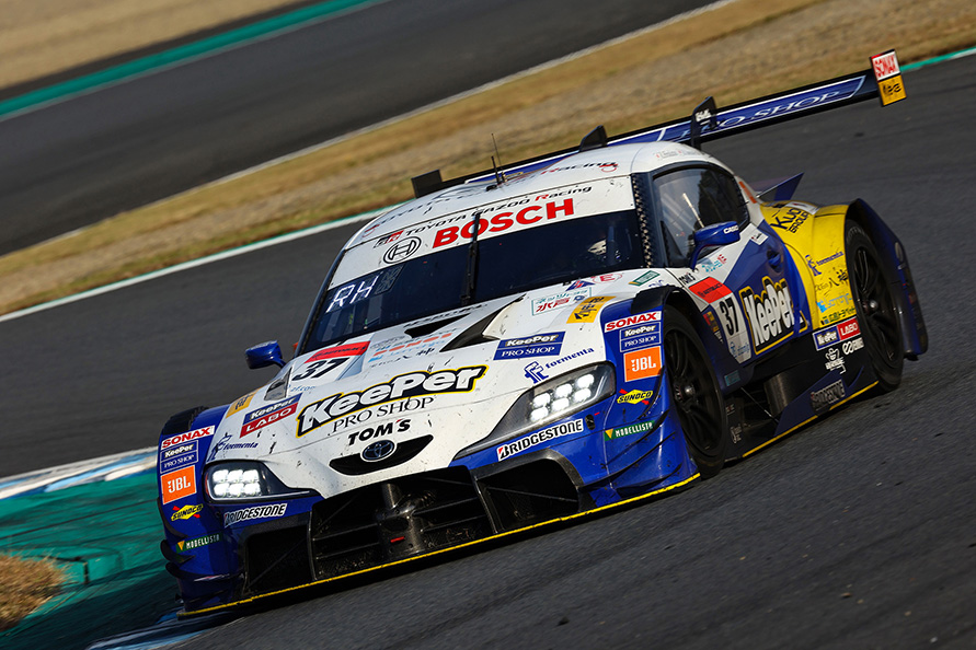 （平川亮選手がランキングトップで最終戦に臨む37号車KeePer TOM'S GR Supra）