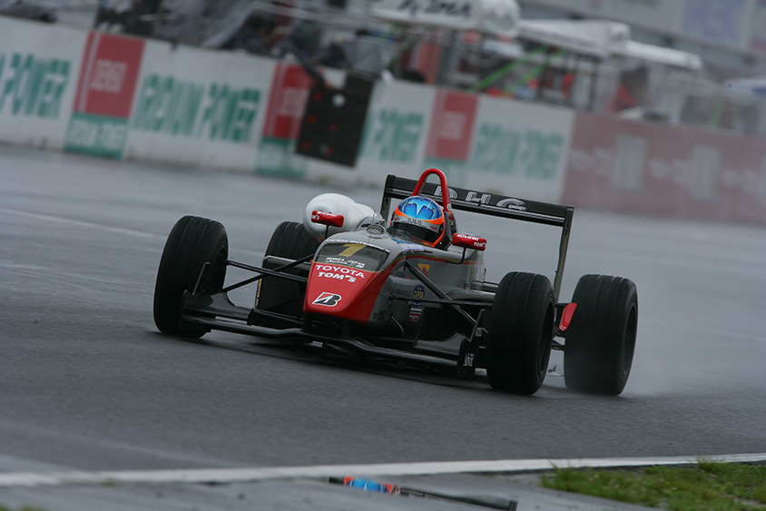 やっぱり雨の記憶は正しかった笑　写真：トヨタ自動車