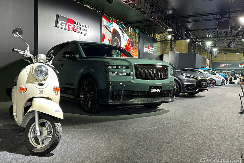 モリゾウさんの愛車　手前からVino、センチュリー GRMN、LBX MORIZO RR CONCEPT