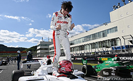 ようやくその時が来ました！おめでとう！牧野任祐選手スーパーフォーミュラ初優勝！