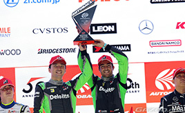 驚速！37号車 笹原右京、ジュリアーノ・アレジ 荒れたSUGOを制す！GT300女性ドライバー、欧州車たちが魅せた！　〜SUPER GT第6戦スポーツランドSUGO〜