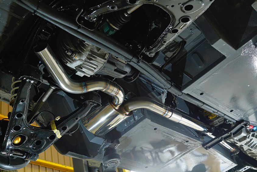 パワークラフト製作のワンオフマフラー