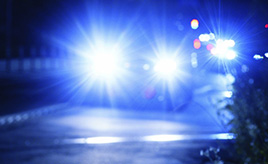 道路交通法でロービーム、ハイビームの使い方は定められている