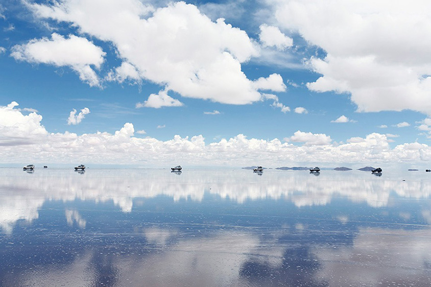 ウユニ湖、ランドクルーザー80系