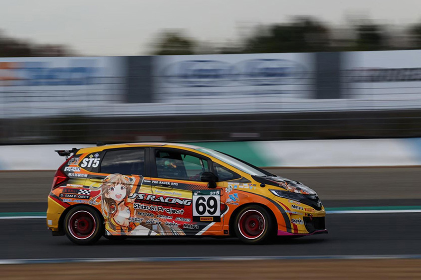 2019年からJ’S RACINGのFITで参戦
