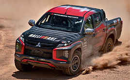 「チーム三菱ラリーアート」復活　ダカール2連覇の増岡選手が総監督で参戦・・・寺田昌弘連載コラム