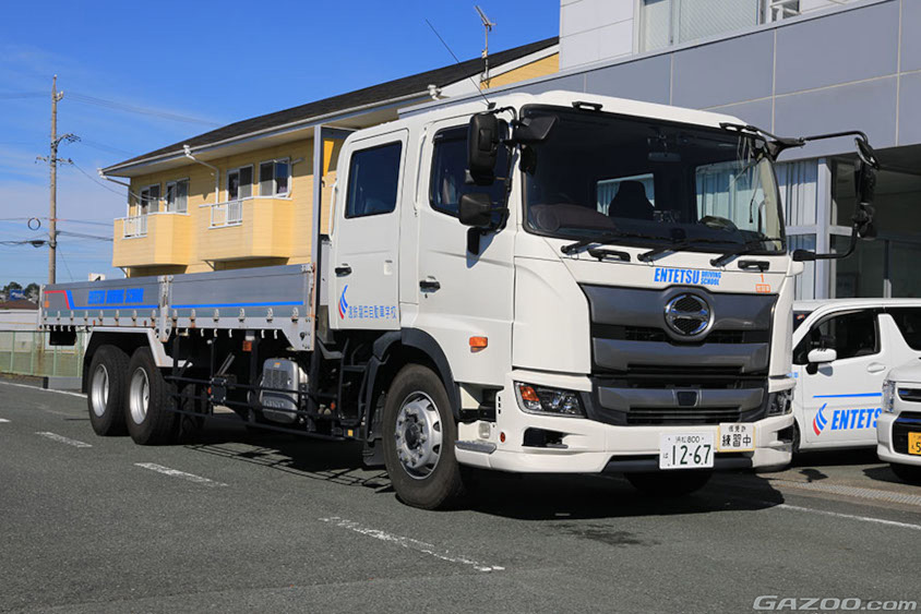 遠鉄磐田自動車学校_大型教習車