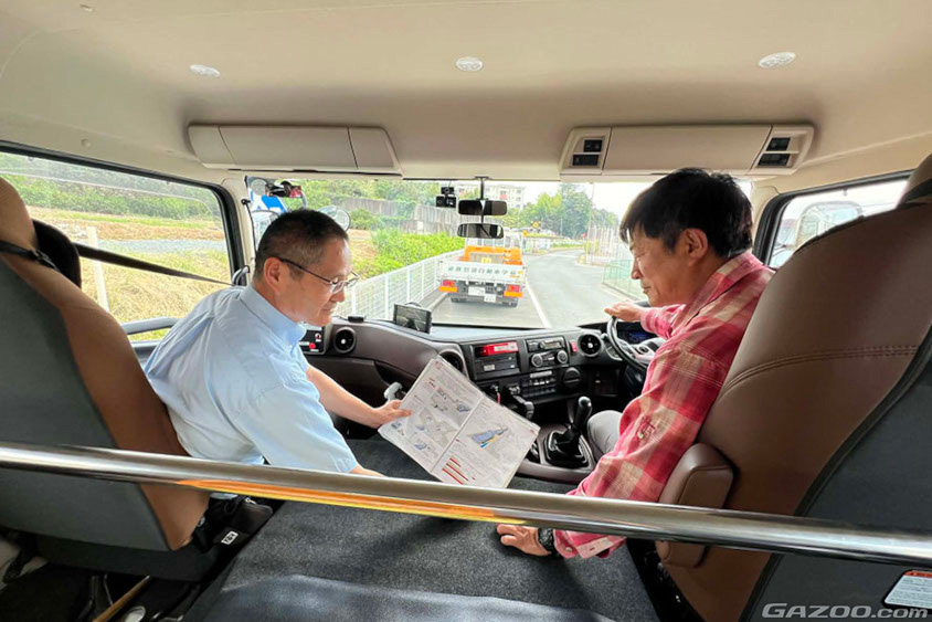 大型免許教習風景