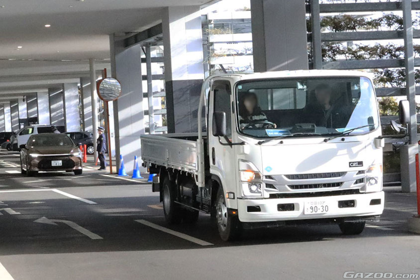 いすゞの水素トラック