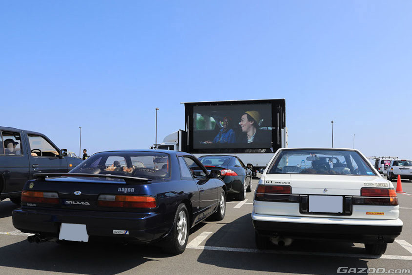 シルビア、AE86でドライブインシアター@ ROMANTIC CARS