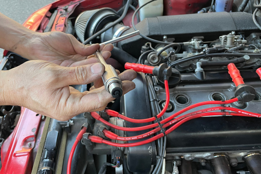 山田弘樹のAE86のスパークプラグ交換