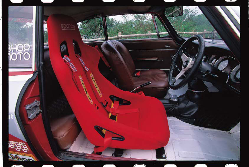 アルファロメオのＧＴ１３００Ｊｒ.