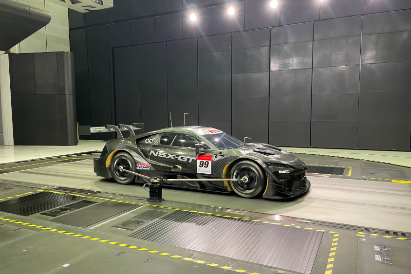 ホンダHRC Sakuraの1/1スケールの風洞のテストの様子