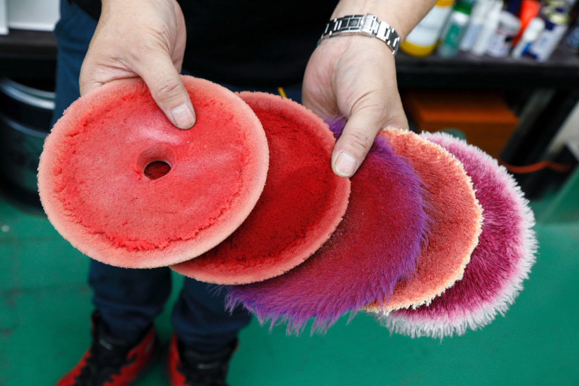 トヨタ・スプリンタートレノAE86「赤パン」を磨いたコンパウンド