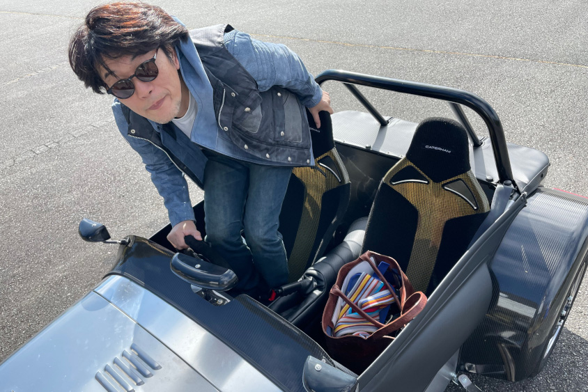 ケータハム・Seven170の乗降り