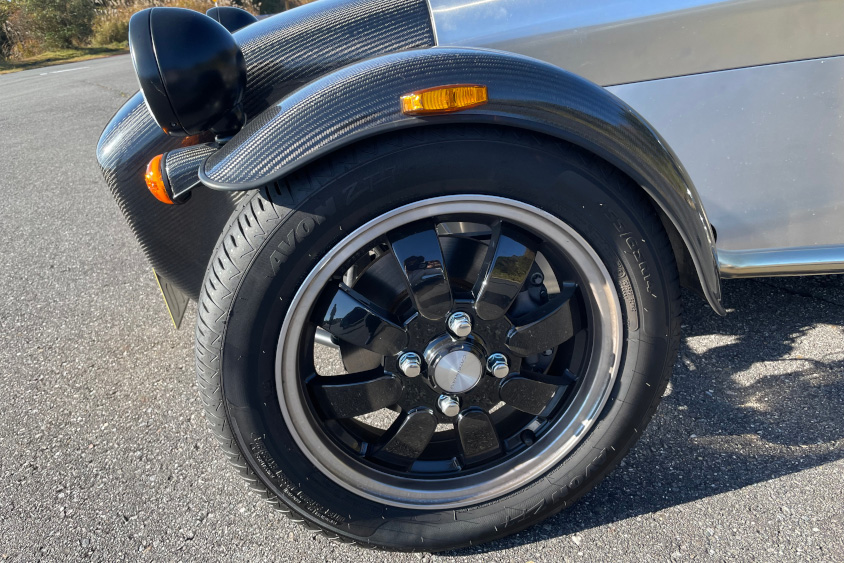 ケータハム・Seven170のタイヤ