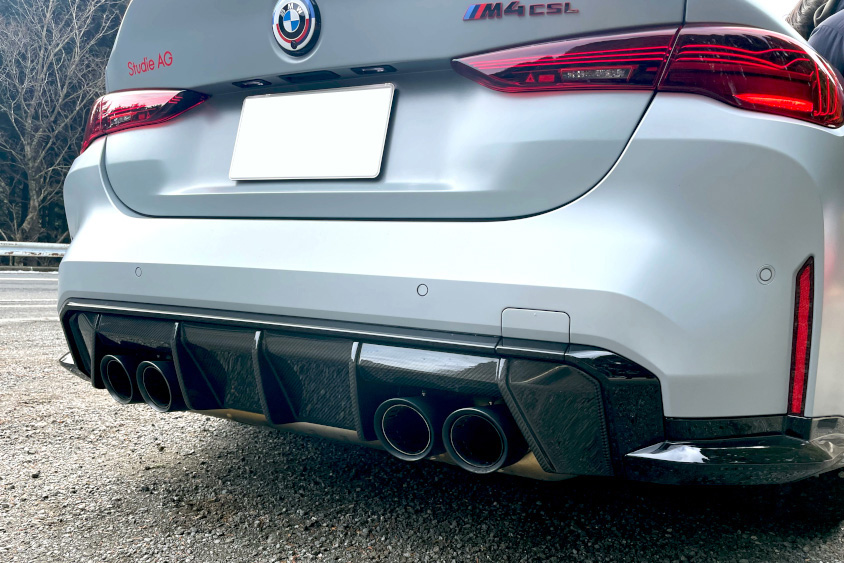 BMW M4 CSLのリヤディフューザー