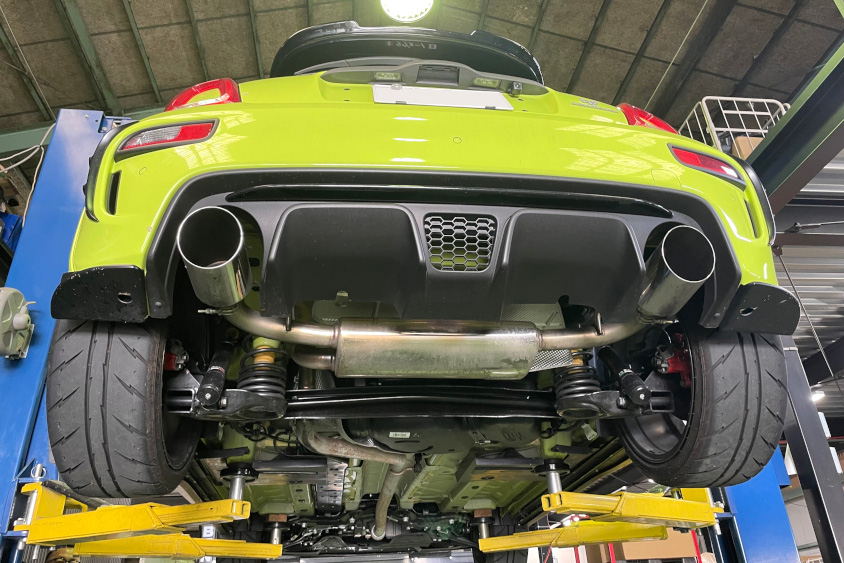 ラヴォ―ノのアバルト595コンペティツィオーネのマフラー