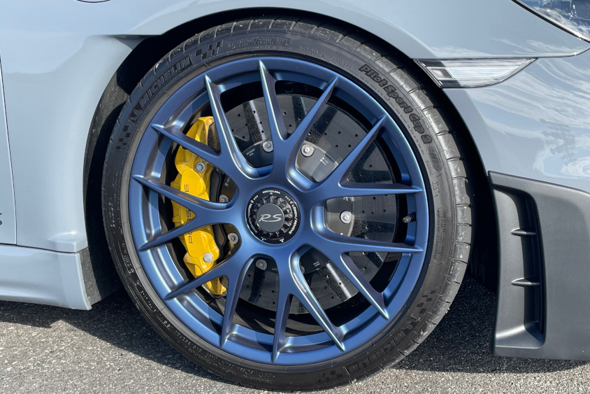 ポルシェ718ケイマン GT4 RSのホイール