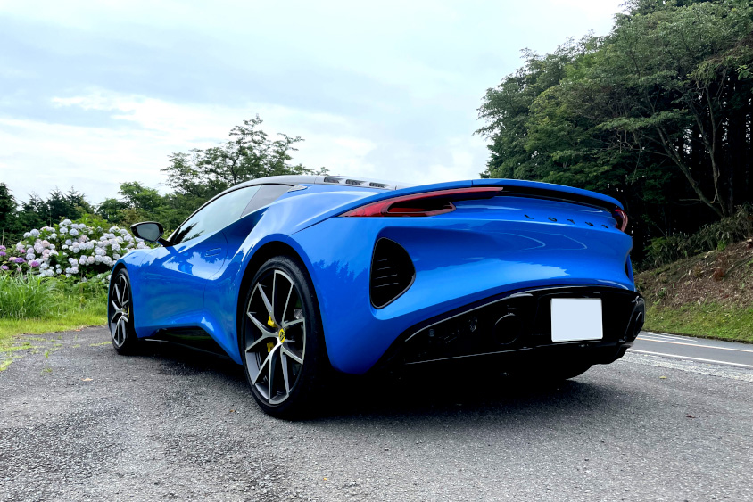 ロータス・エミーラのリヤビュー