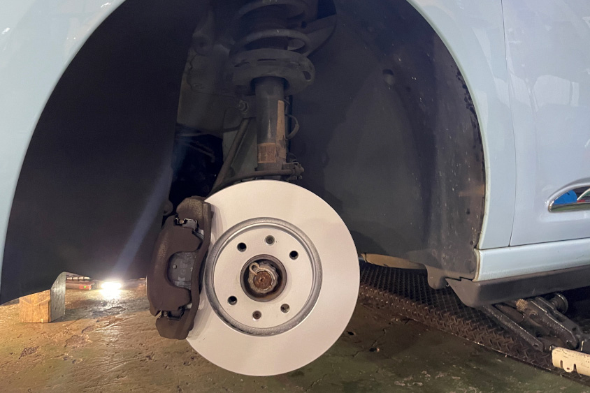 シトロエンDS3 スポーツシックのフロントブレーキ