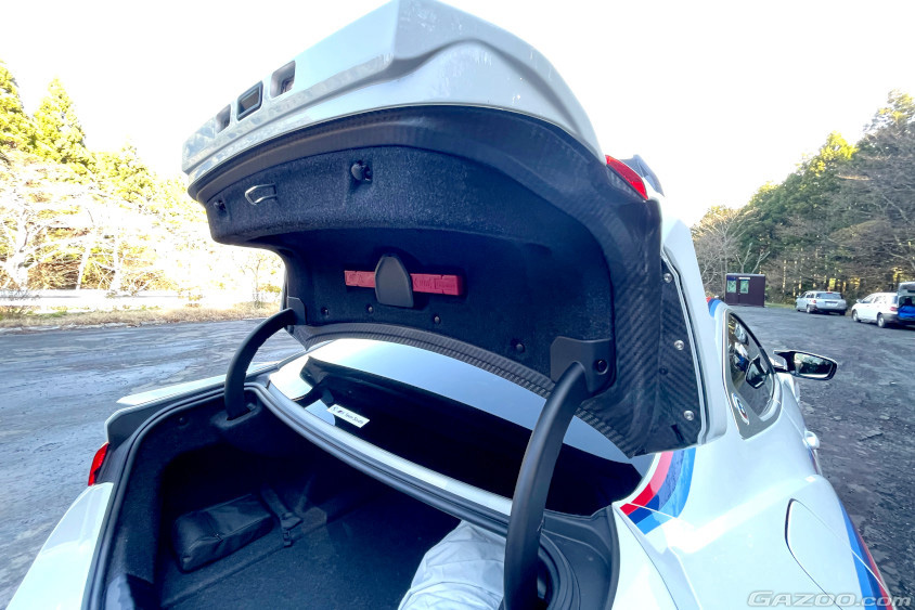 BMW・3.0CSLのトランク