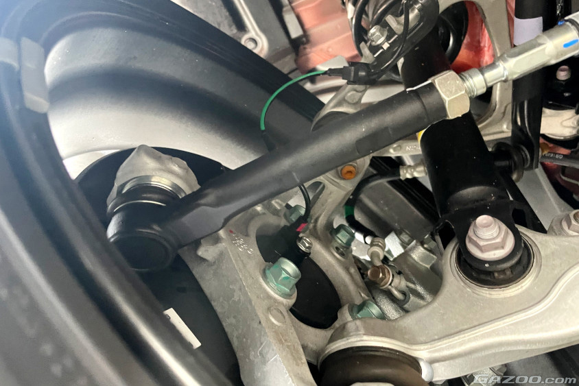 マツダ・ロードスターの大幅改良モデル(ND型)のダブルウィッシュボーン