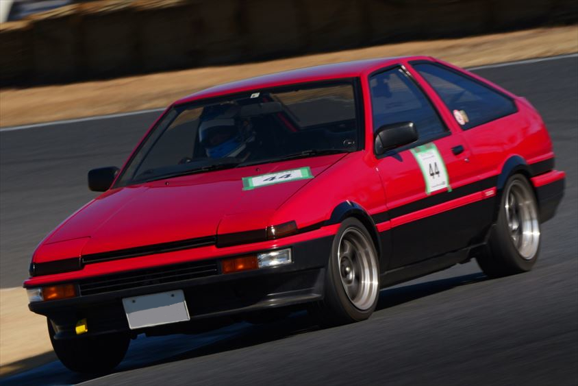 山田弘樹さんのハチロク「赤パン」