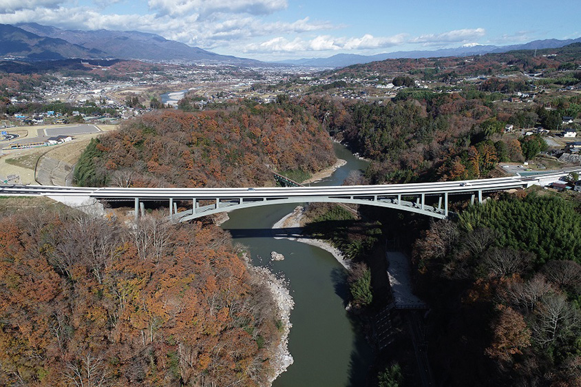 天竜川や飯田線をまたぐ迫力の天龍峡大橋！秋の名勝をドライブしよう