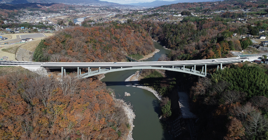 天竜川や飯田線をまたぐ迫力の天龍峡大橋！秋の名勝をドライブしよう
