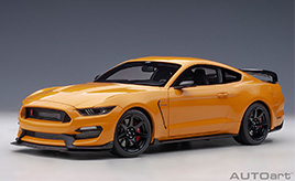 1/18スケール フォード シェルビー GT350R（A100-47578）　25,300円（税込）