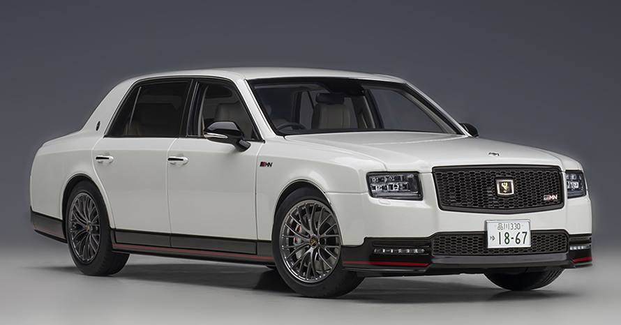 ミニカー】特別なワンオフモデルの白いトヨタ センチュリー GRMN